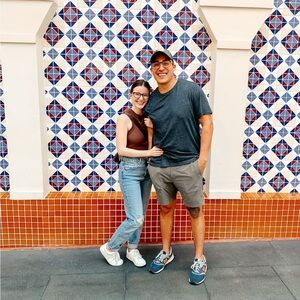 Zara Light Wash Distressed Jeans Size 2